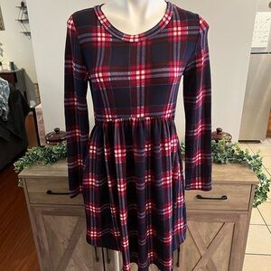 Éloges like new blue and red long‎ sleeve dress